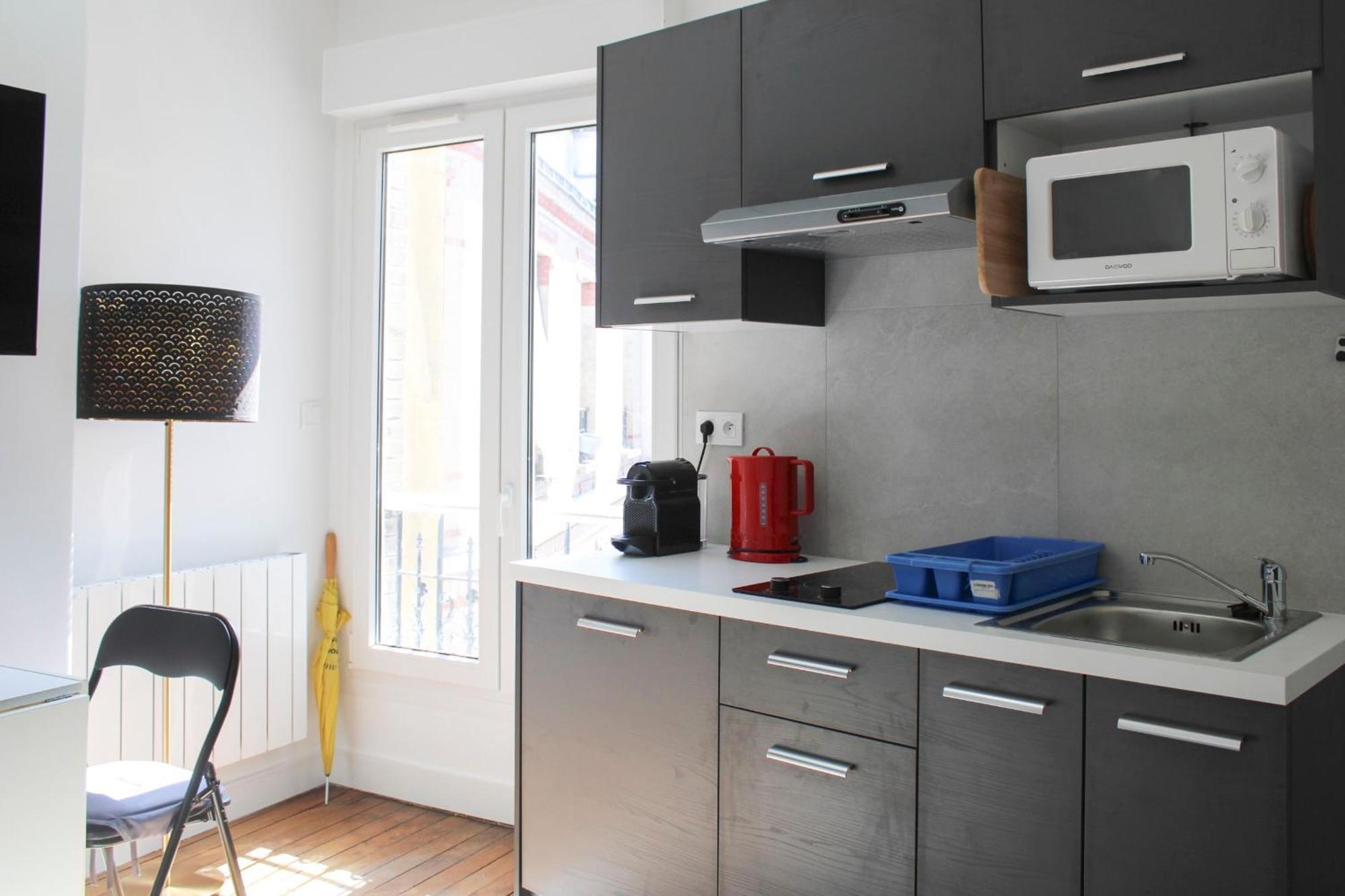Lovely Quiet In The Heart Of 14th Appartement Parijs